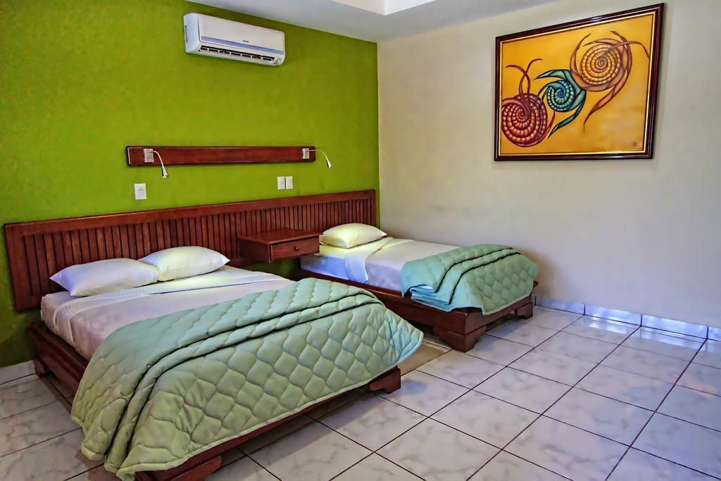 Hotel La Mar Dulce غرناطة المظهر الخارجي الصورة
